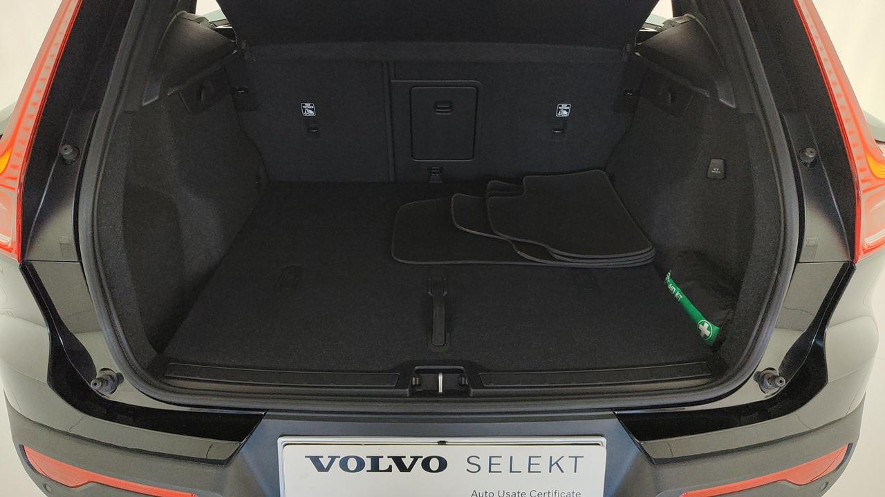 VOLVO XC40 2.0 b3 Core auto