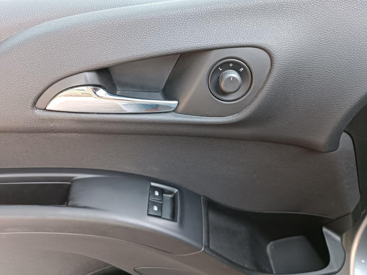 MERIVA 1400 BENZINA UNIPROPR OK NEOPATENTATI