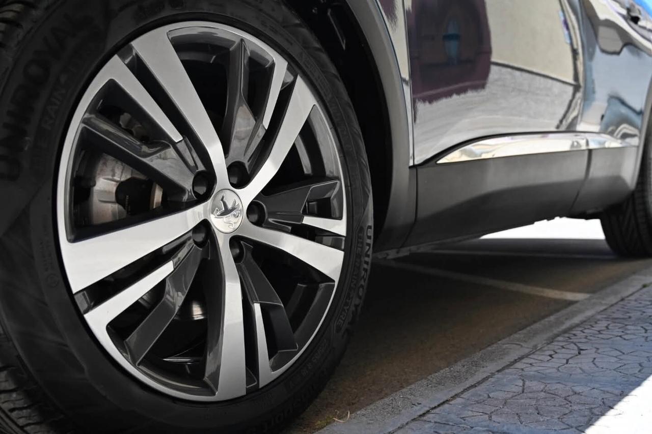 Peugeot 3008 BlueHDi 130 S&S EAT8 Allure Pack