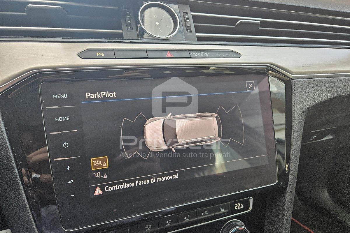 VOLKSWAGEN Passat Variant 2.0 TDI DSG Executive BlueMotion Tech.