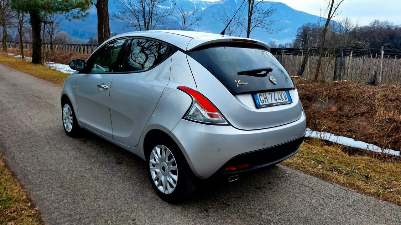 LANCIA YPSILON 1.3 MTJ GOLD NEOPATENTATI