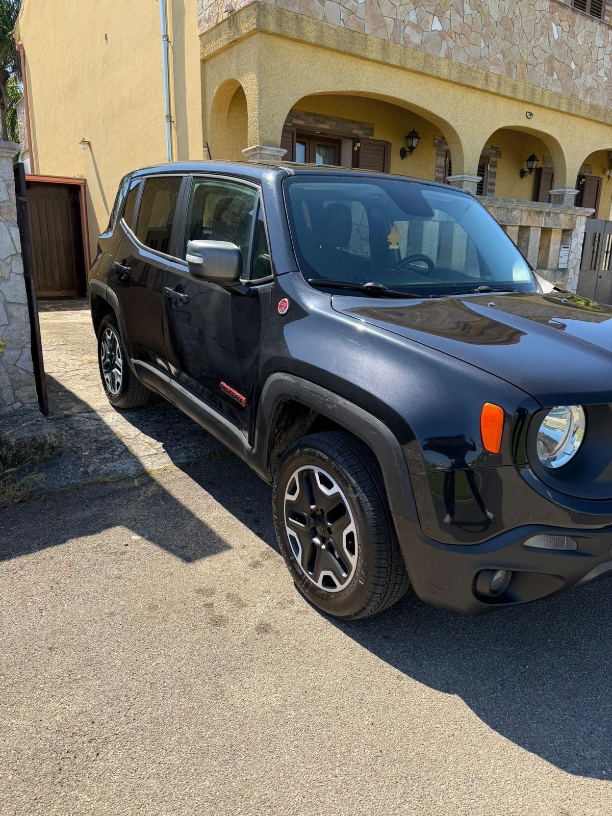 Jeep Renegade 2.0 Mjt 170CV 4WD Active Drive Low Trailhawk