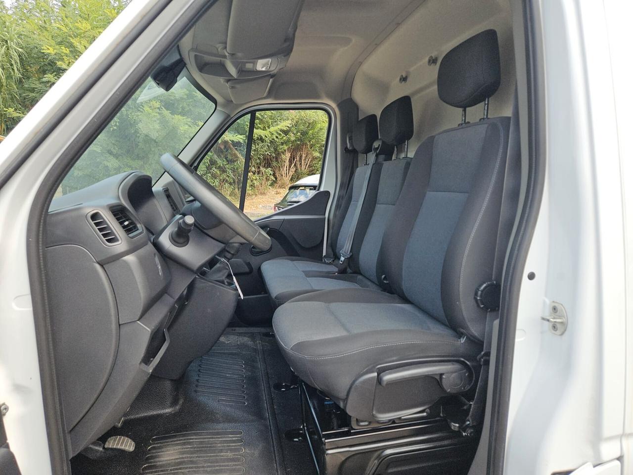 Renault Master T35 2.3 dCi 135 PL-TM Furgone Start