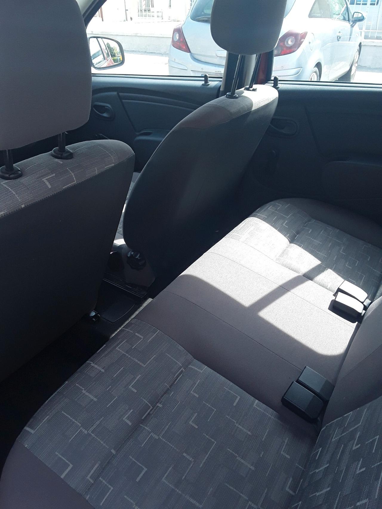 Dacia Sandero 1.2 16V