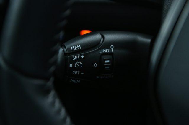 PEUGEOT 2008 BlueHDi 110 S&S Allure/RETROCAMERA/APP CONNECT