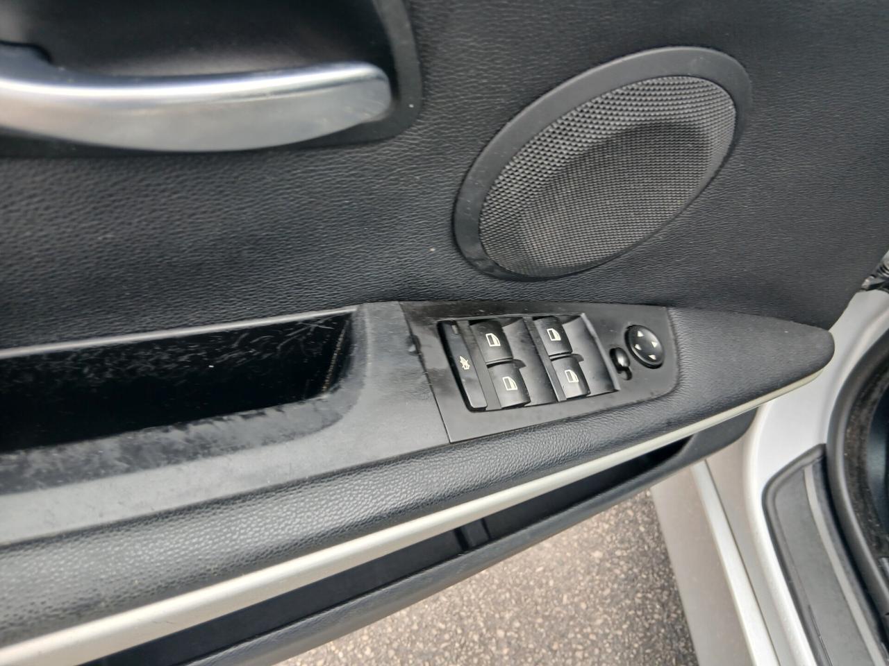 Bmw 320 320d touring m-sport doppio tetto