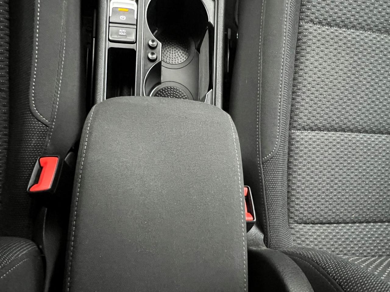 VOLKSWAGEN Touran III 2015 Touran 2.0 tdi Business 122cv