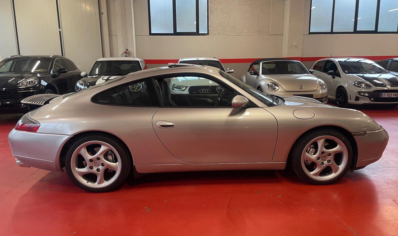 Porsche 911 996 carrera