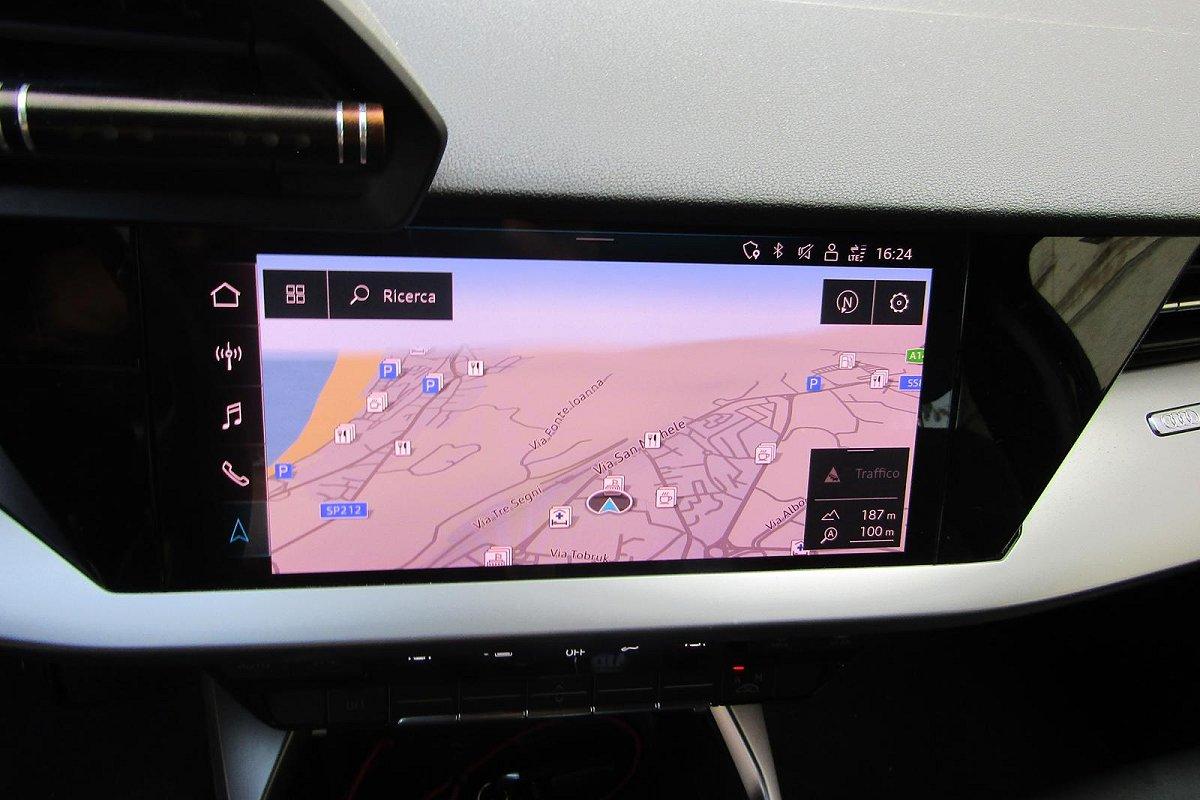AUDI A3 SPB 30 g-tron S tronic Business