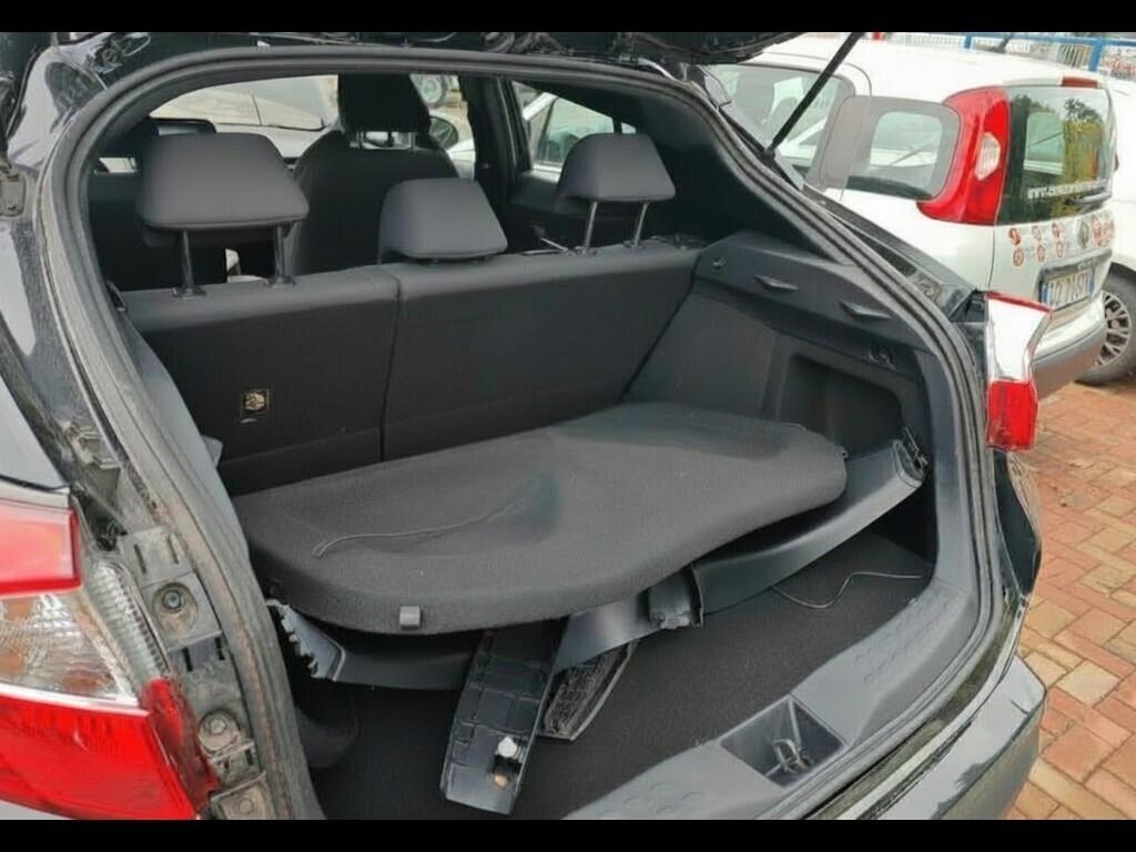 Toyota C-HR 1.8 Hybrid E-CVT Business