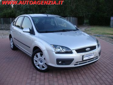FORD Focus 1.6 TDCi (90CV) 5p. (POCHI KM)