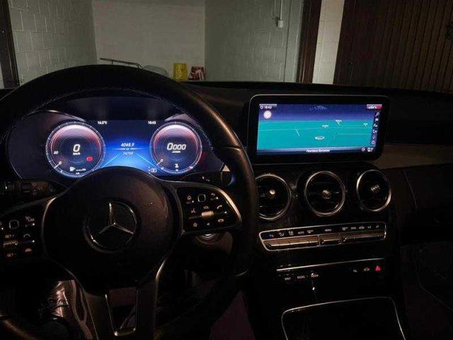 MERCEDES-BENZ C 220 d S.W. 4Matic Auto Sport