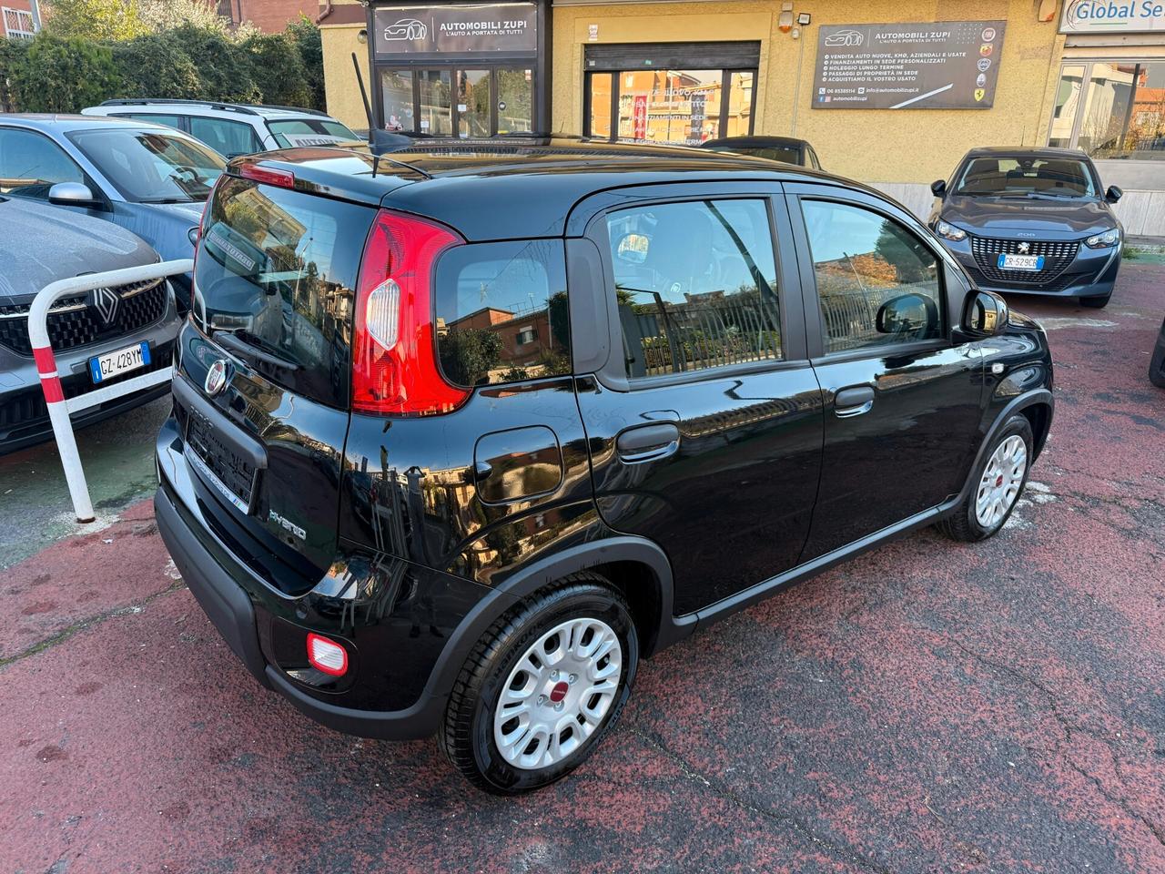 Fiat Panda Hybrid 1.0 ***SOLO 3.000KM***