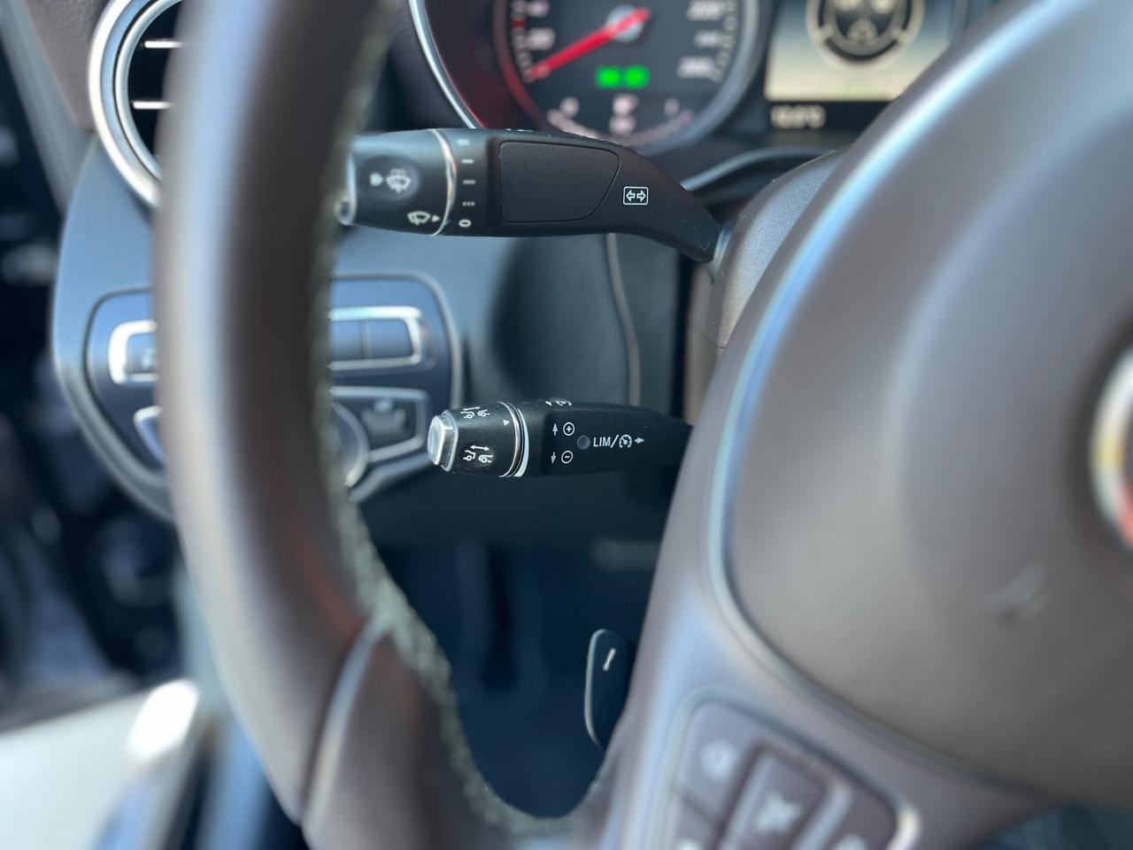 Mercedes-Benz GLC COUPÈ AMG 220d 170cv 4MATIC