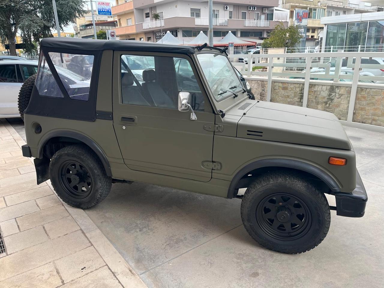 Suzuki SJ 410 Samurai 1.0 Cabriolet