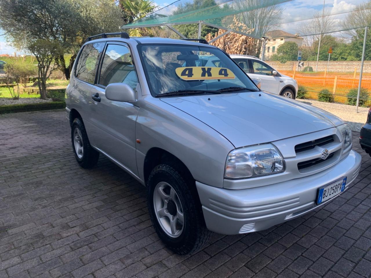 Suzuki Grand Vitara 1.6i 16V cat 3 porte