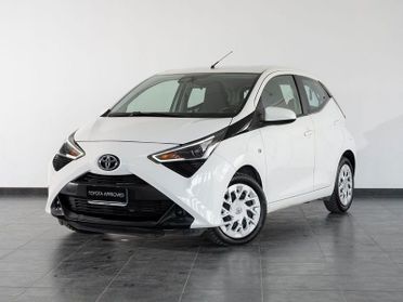 Toyota Aygo Aygo Connect 1.0 VVT-i 72 CV 5 porte x-play MMT