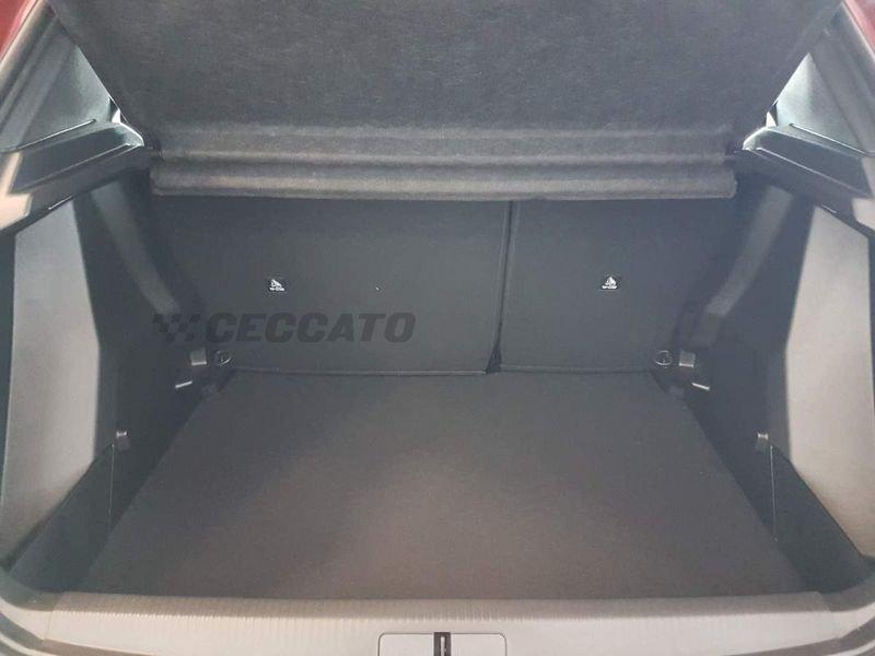 Peugeot 2008 2008 1.2 hybrid Allure 136cv e-dcs6