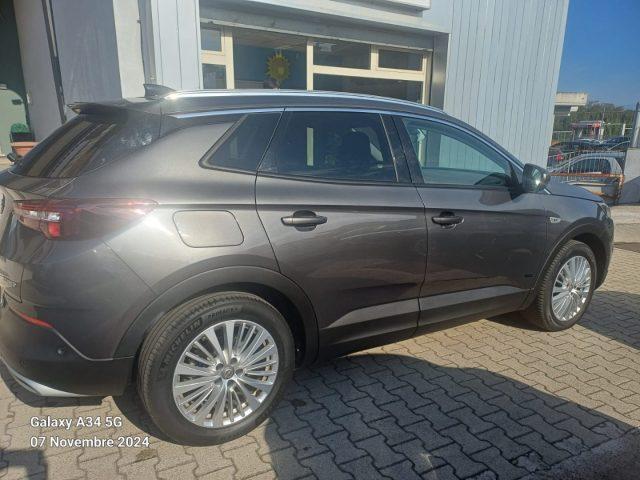 OPEL Grandland X 1.6 Hybrid Plug-in aut. FWD Design Line