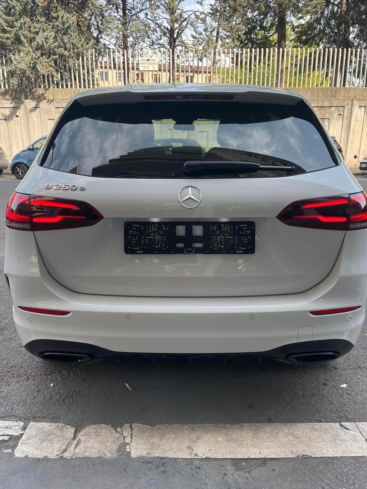 Mercedes-benz B 250 B 250e amg premium