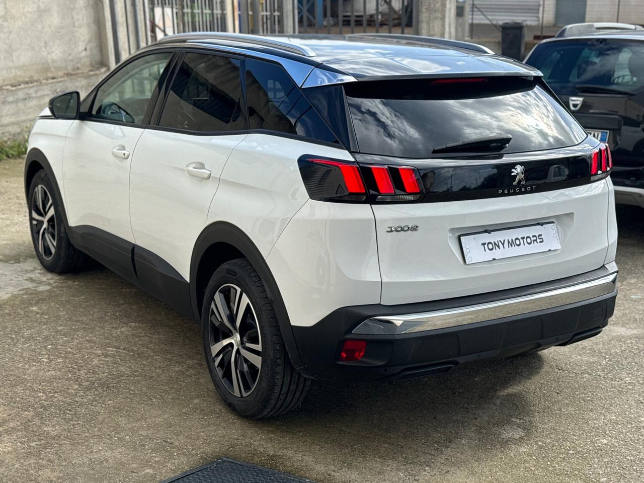 Peugeot 3008 BlueHDi 130 S&S EAT8 Allure