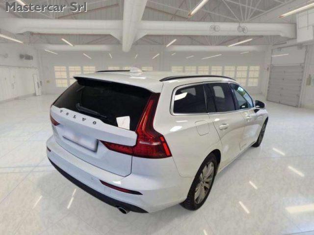 VOLVO V60 V60 II 2019 2.0 b4 Momentum Business Pro auto - GG