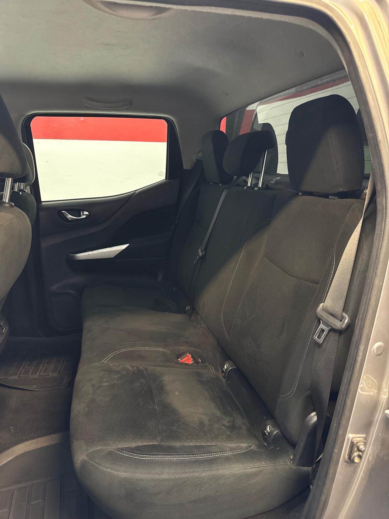 Nissan Navara 2.3 dCi 4WD King Cab N-Connecta