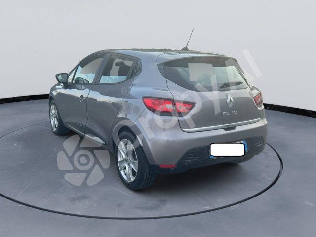 RENAULT Clio dCi 8V