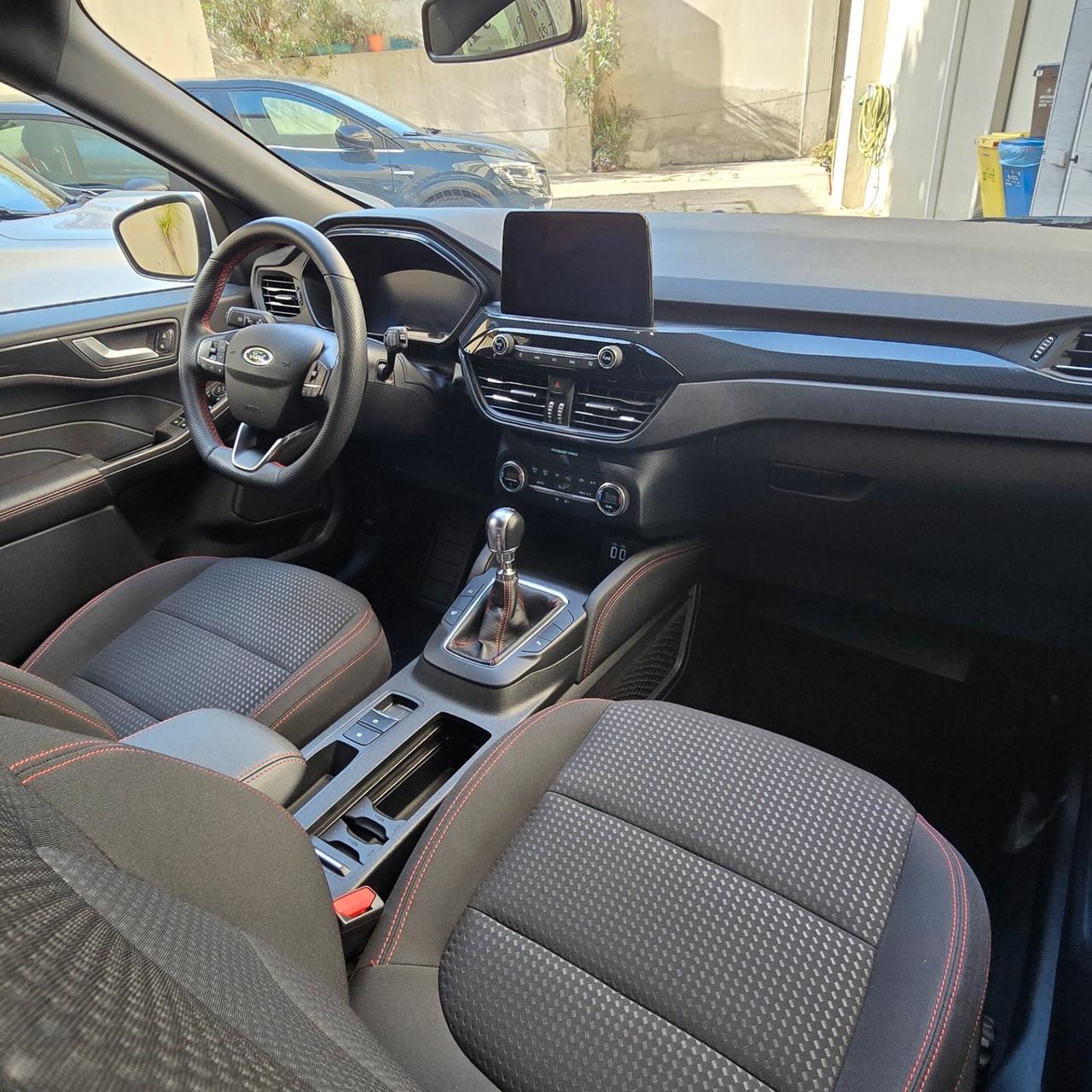 Ford Kuga 1.5 EcoBlue 120 CV 2WD ST-Line - 63.000 km
