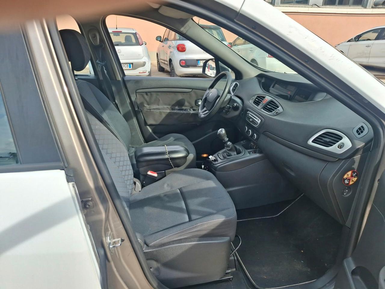 Renault Scenic 1.5 dCi 7 posti MOTORE RIFATTO