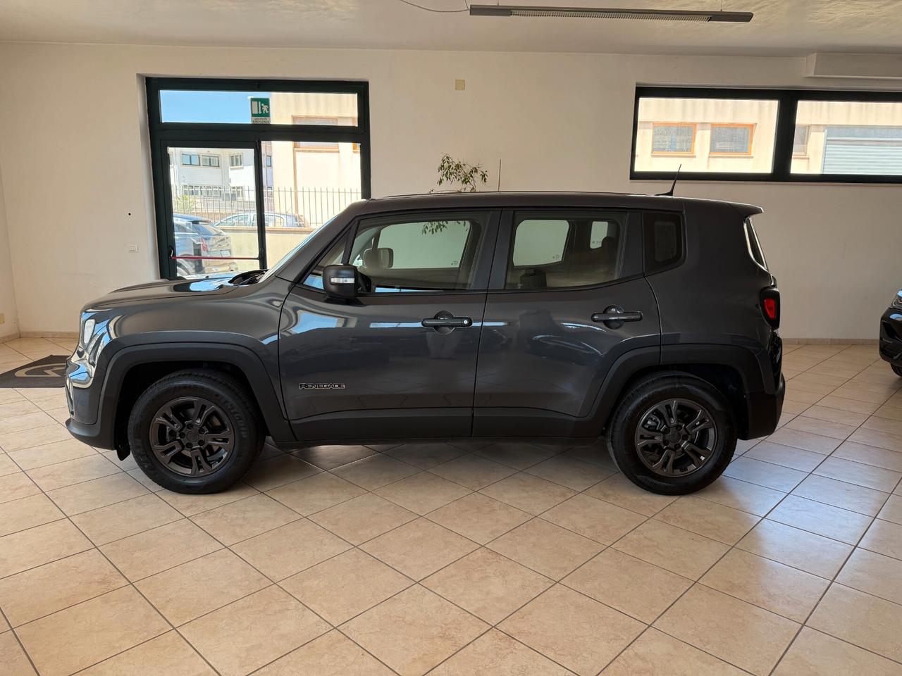 Jeep Renegade 1.6 Mjt 130 CV Longitude