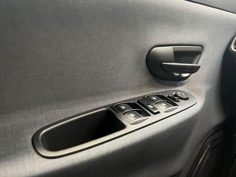 Lancia Ypsilon 1.0 firefly hybrid Gold s&s 70cv 5p.ti