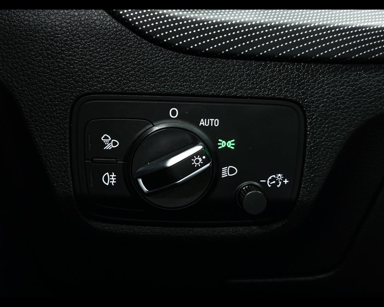 AUDI Q2 - Q2 2.0 TDI quattro S tronic Sport