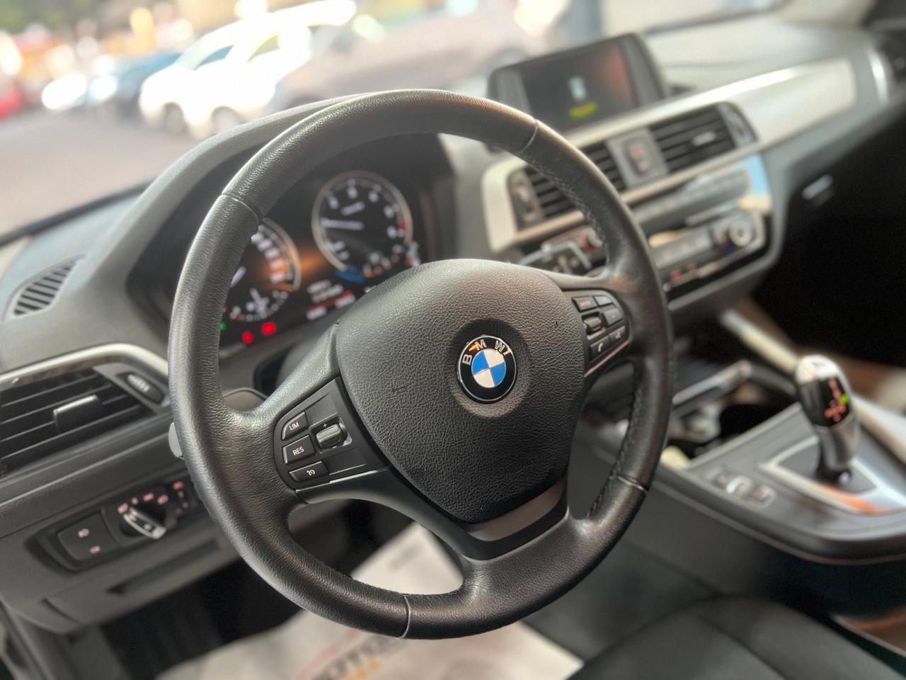 Bmw serie 1 116d SOLO 64.000KM - 2019