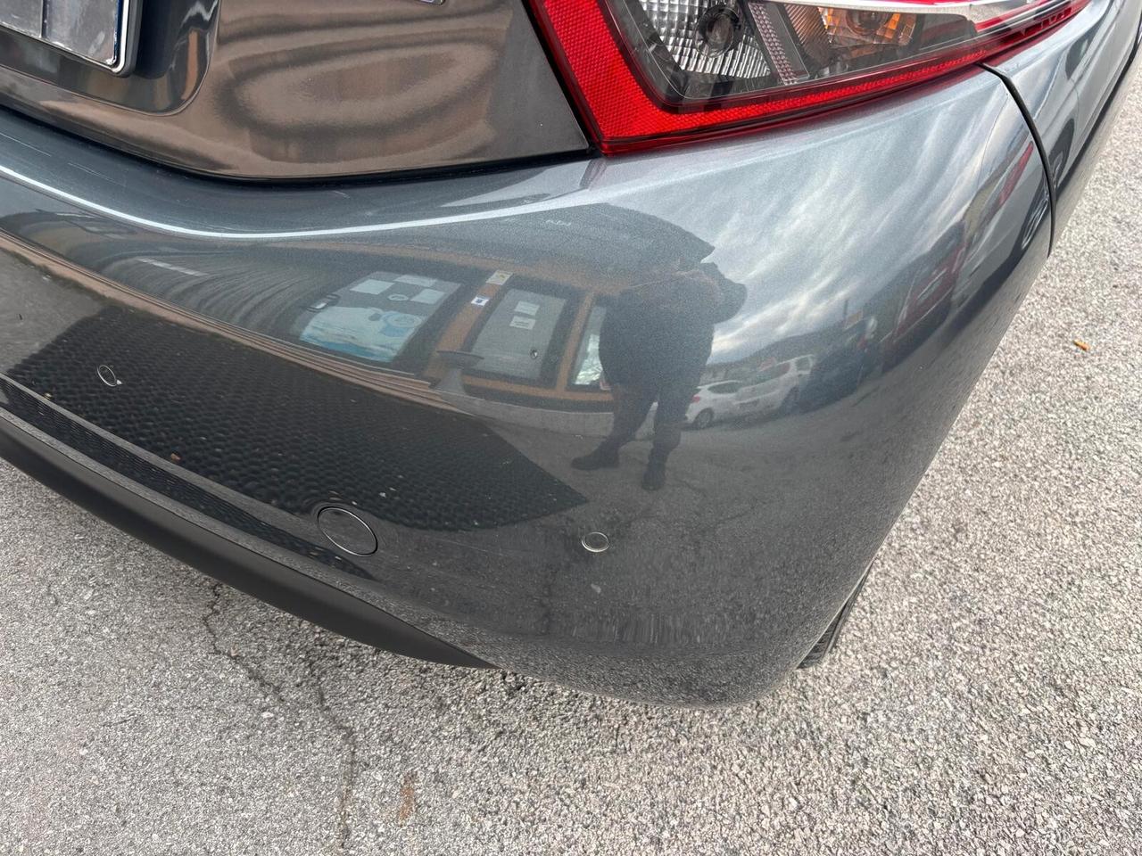 Peugeot 208 BlueHDi 75 5 porte Allure