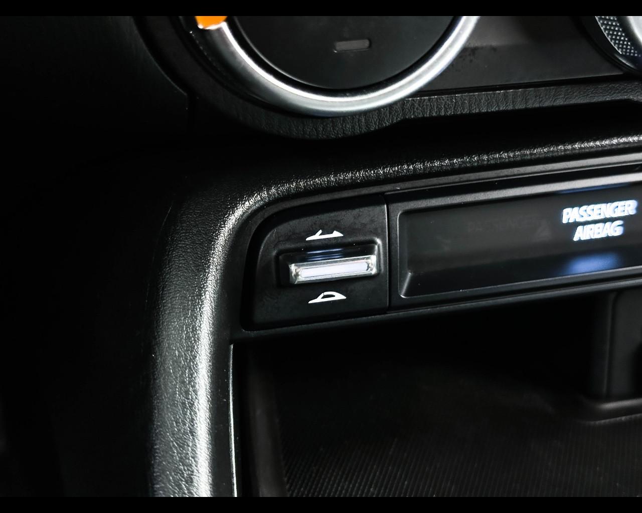 MAZDA MX-5 4ª serie - MX-5 2.0L Skyactiv-G RF Exclusive-Line