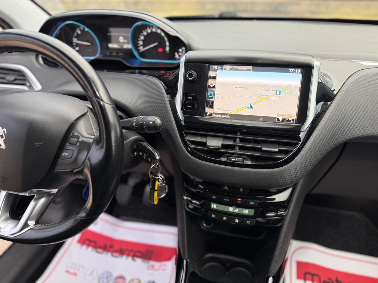 Peugeot 2008 BlueHDi 100 Allure