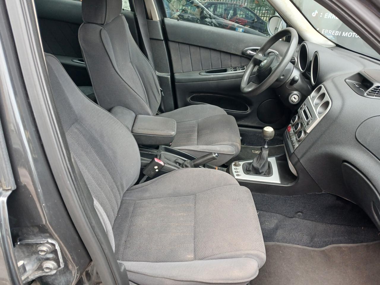 Alfa Romeo 156 1.9 JTD Sportwagon Distinctive