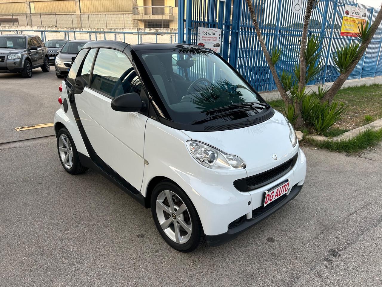 Smart ForTwo Cabrio 1000 benzina 2010