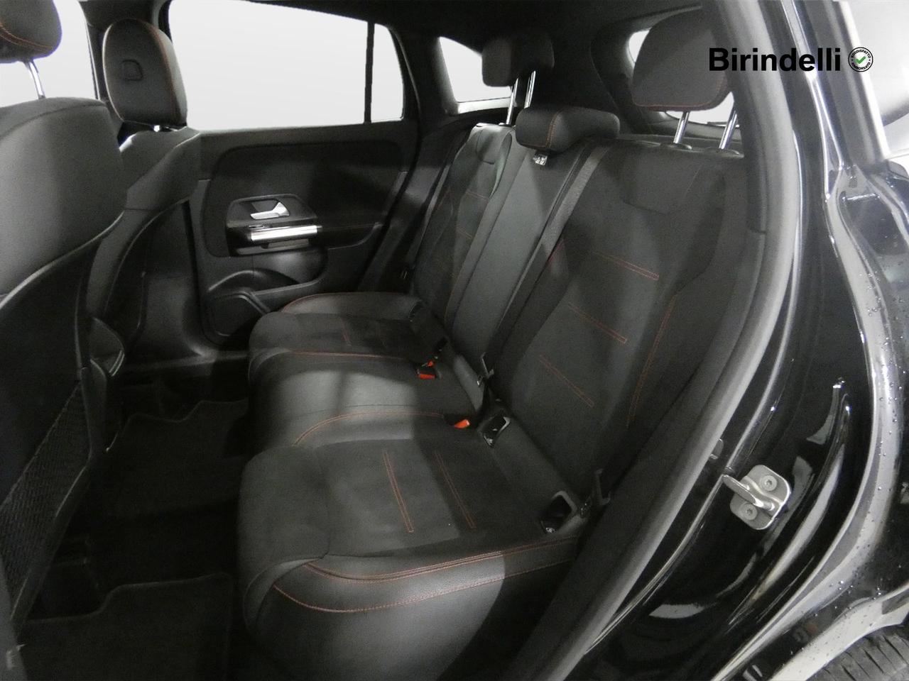 Mercedes-Benz GLA (H247) - GLA 200 d Automatic AMG Line Premium