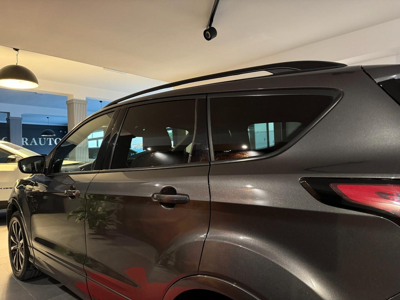 FORD KUGA 1.5 TDCI 120CV ST-LINE 2019