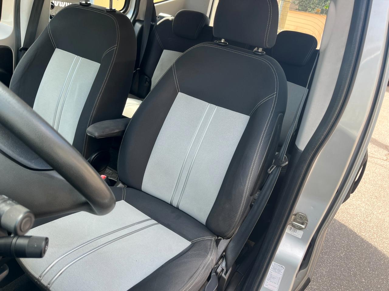 Fiat Qubo 1.3 MJT 75 CV Trekking
