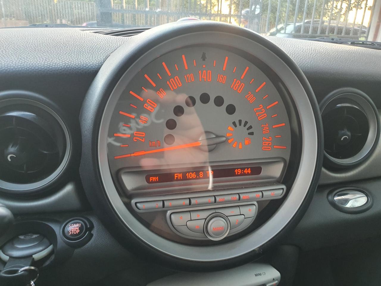 Mini Cooper D Clubman 1.6 110 cv
