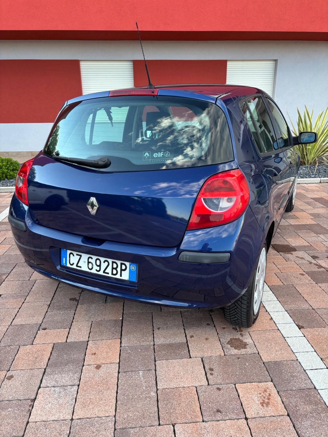 Renault Clio 1.2 benzina – Perfetta per neopatentati!