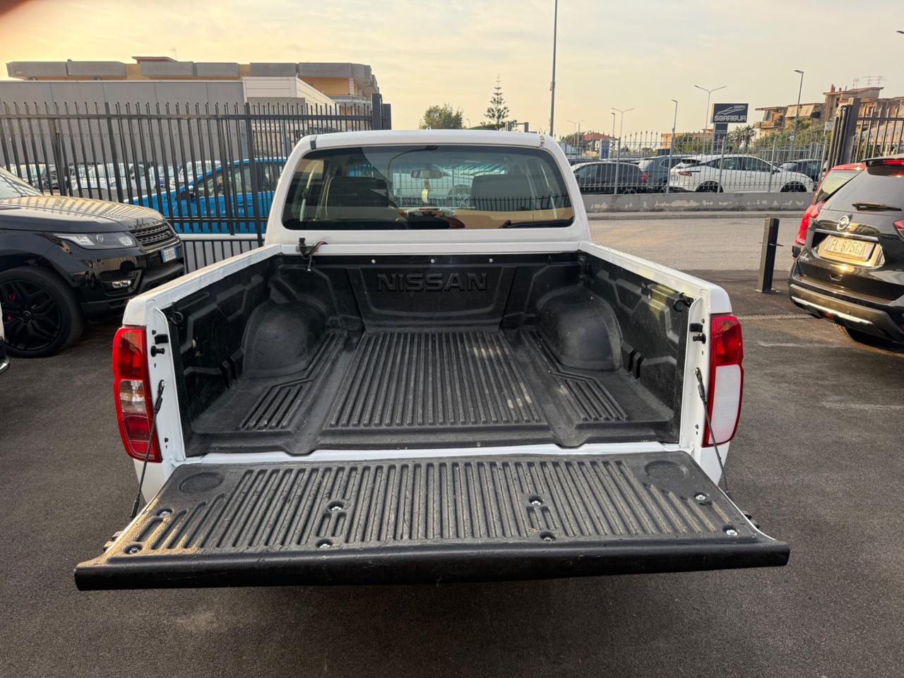 Nissan Navara 2.5 dCi 4 porte Double Cab WoRK
