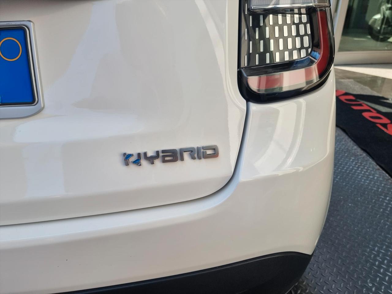 Fiat 600 Hybrid 110 CV DCT MHEV Business