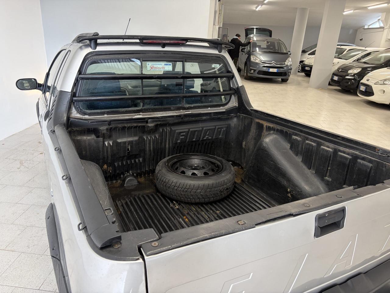 Fiat Strada 1.9 jtd cabina lunga