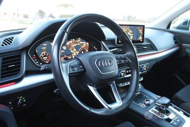 Audi Q5 2.0 TDI Aut. *LUCI AMBIENTE *V.COCKPIT