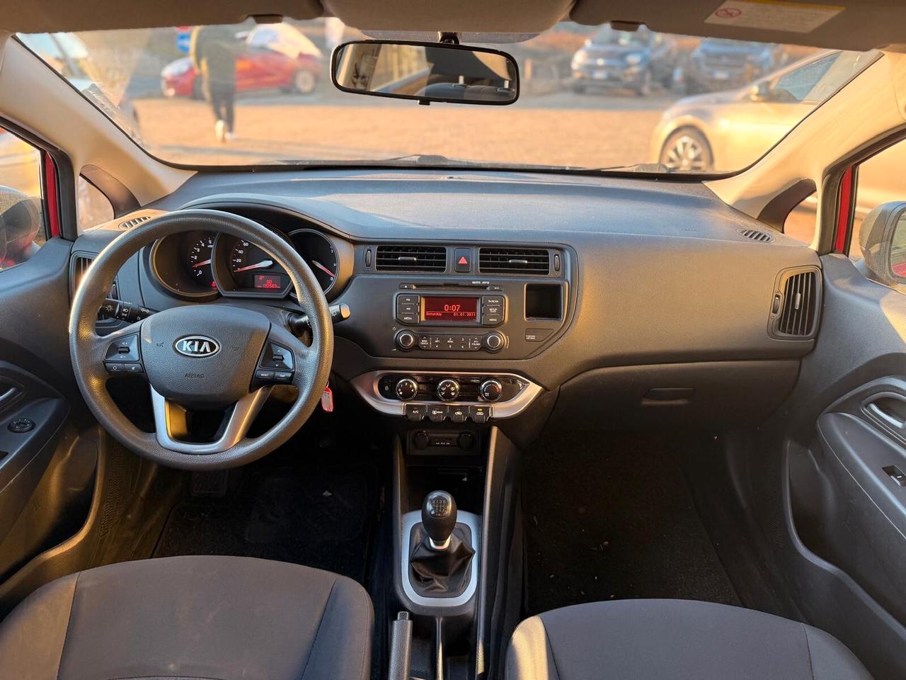 Kia Rio 1.1 CRDi WGT 5p. EX