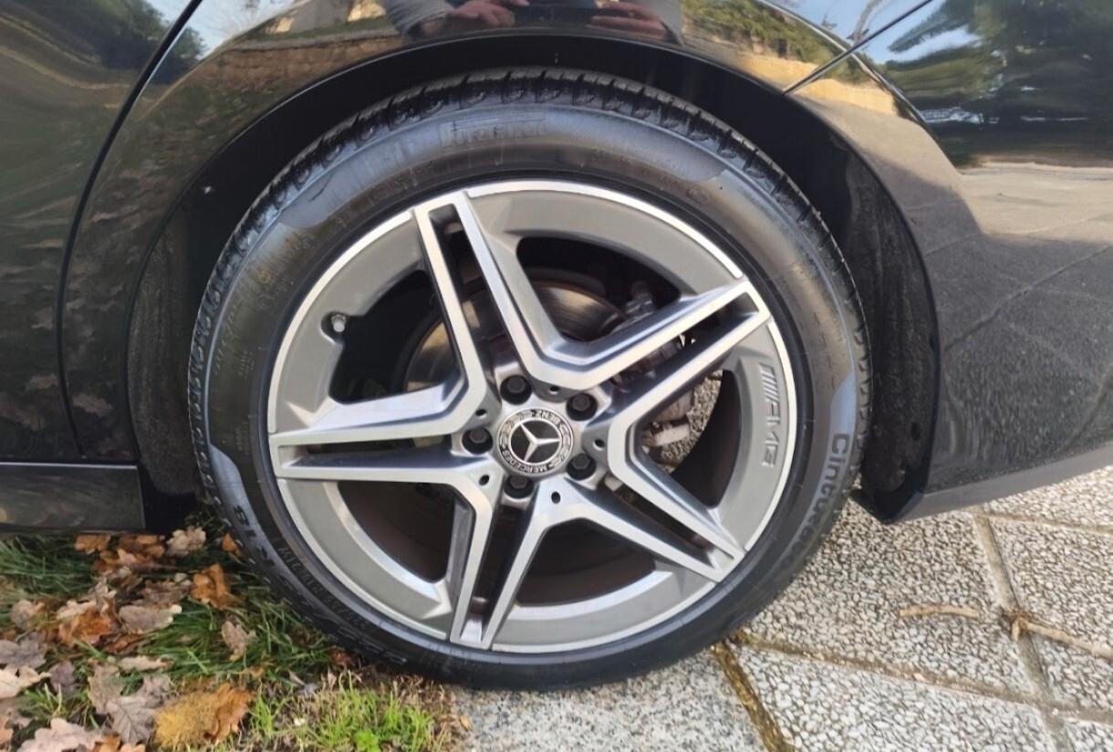 Mercedes-benz CLA 180 Premium